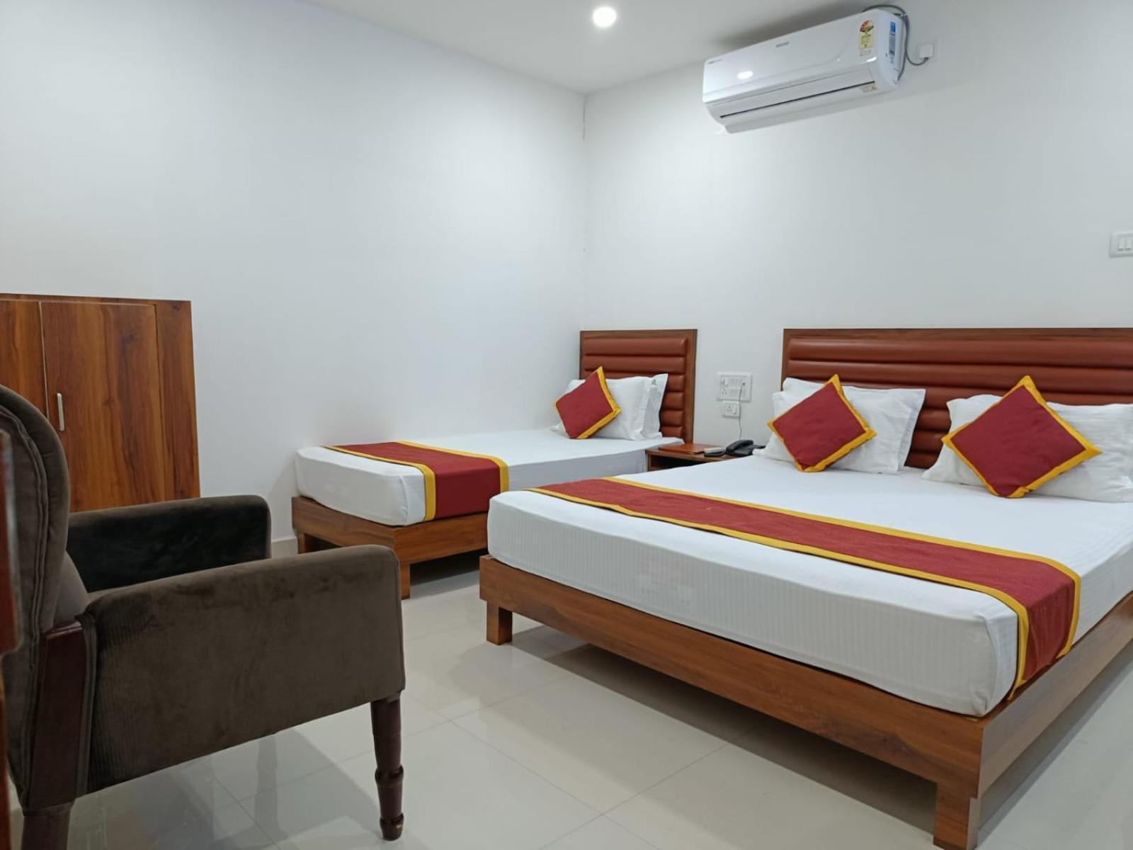 Hotel Executive Inn Hailakandi 외부 사진