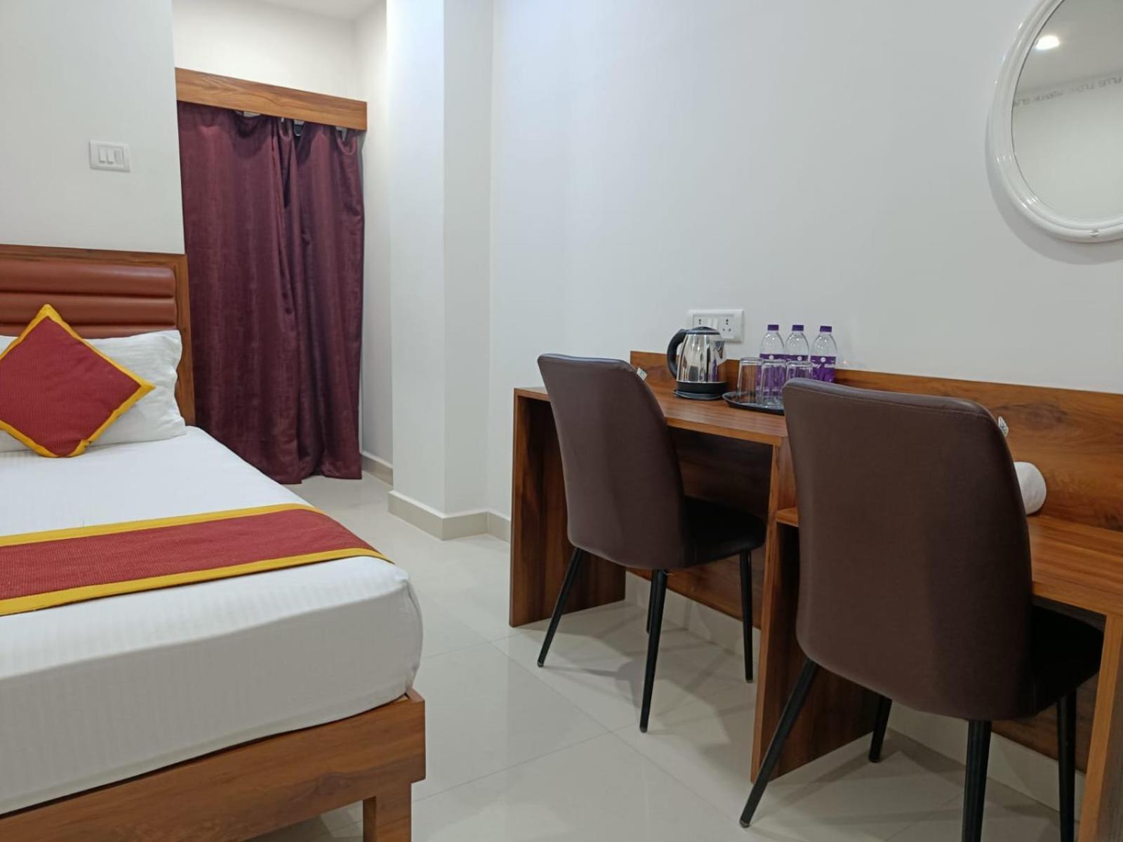 Hotel Executive Inn Hailakandi 외부 사진