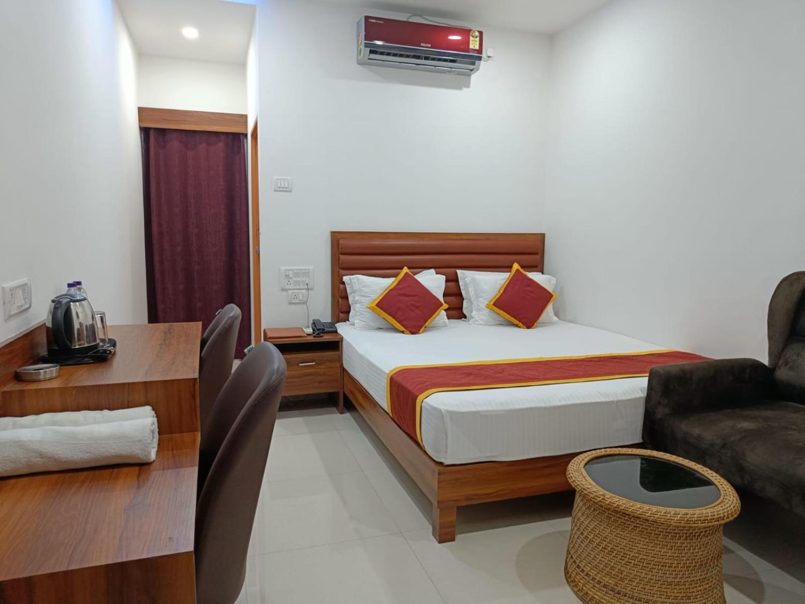 Hotel Executive Inn Hailakandi 외부 사진