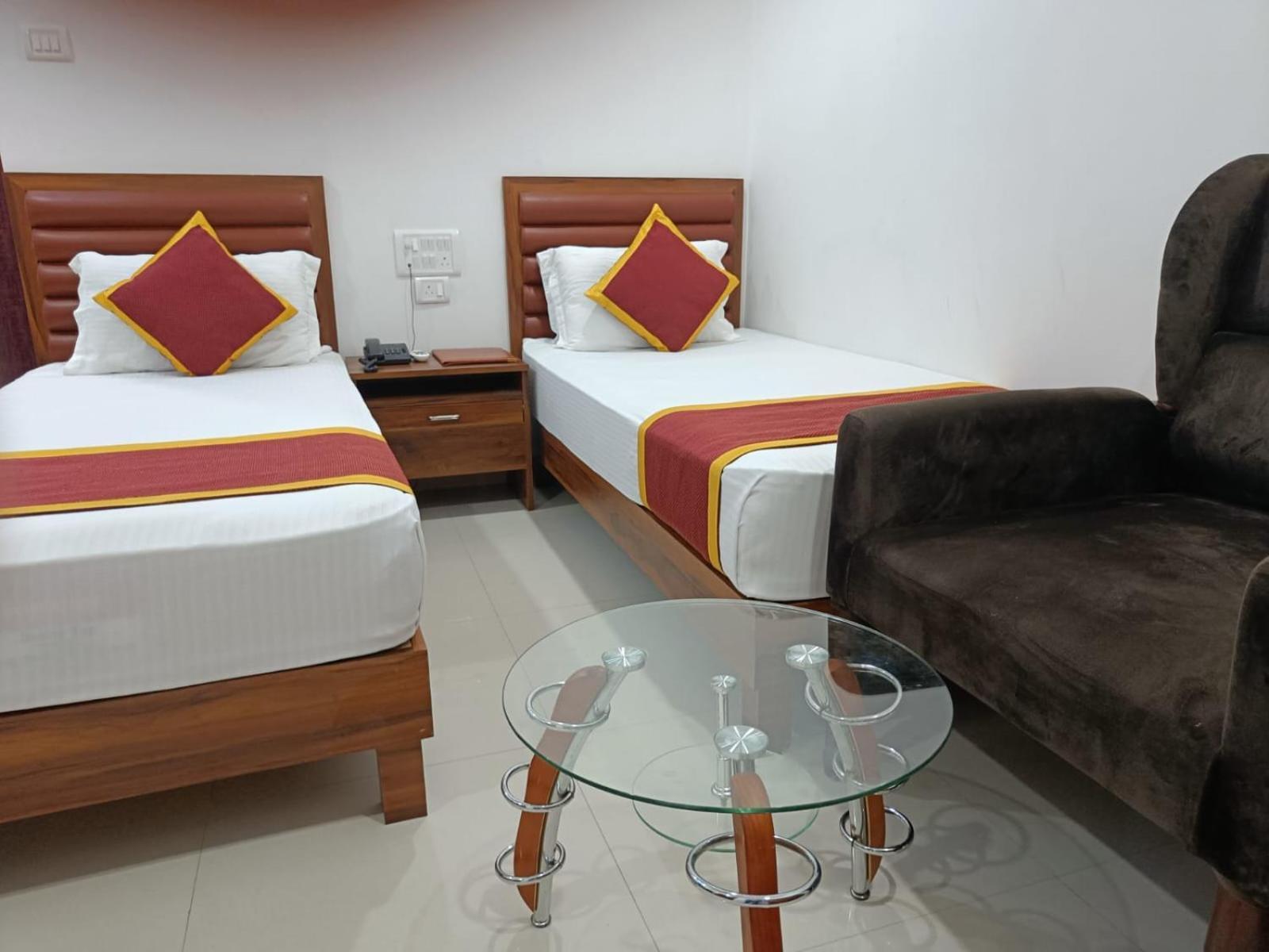 Hotel Executive Inn Hailakandi 외부 사진