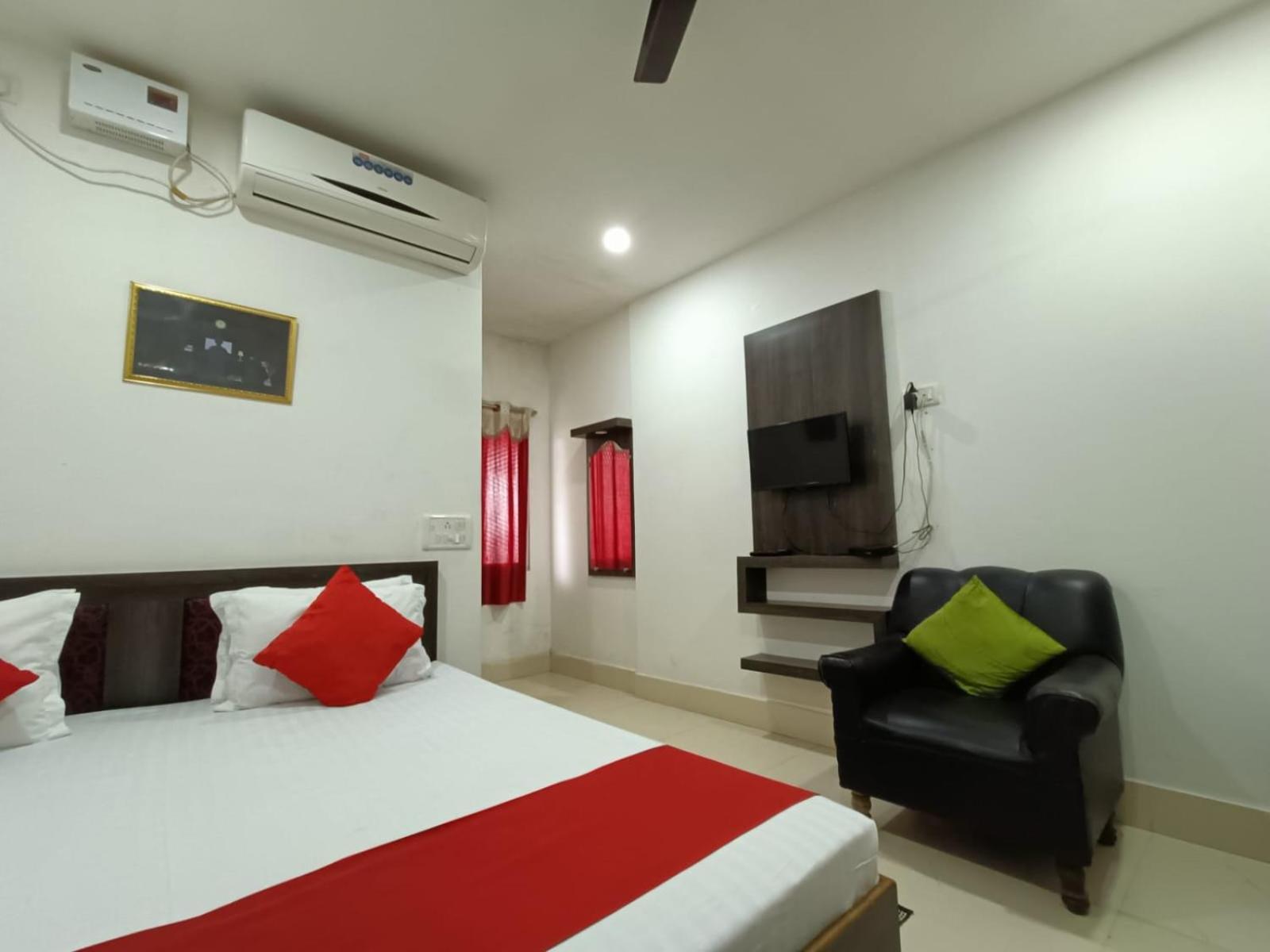 Hotel Executive Inn Hailakandi 외부 사진
