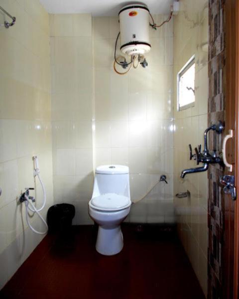 Hotel Executive Inn Hailakandi 객실 사진